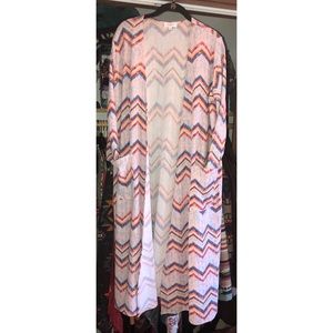 Medium LuLaRoe Sarah! Super Fun!